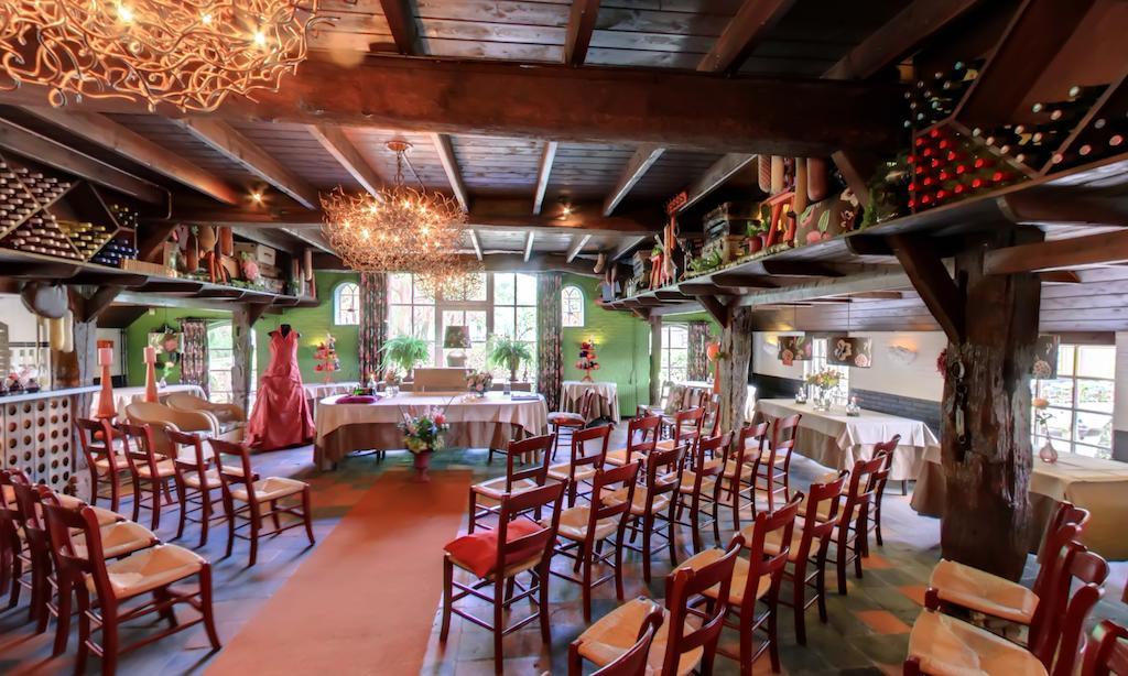 Hotel Boerderij Restaurant De Gloepe Diffelen ภายนอก รูปภาพ